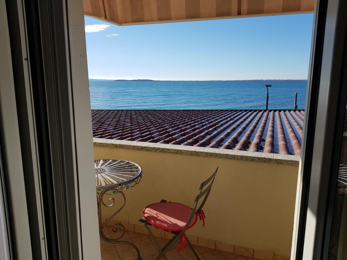 فيلا Graziosa Al Porto Moniga del Garda المظهر الخارجي الصورة