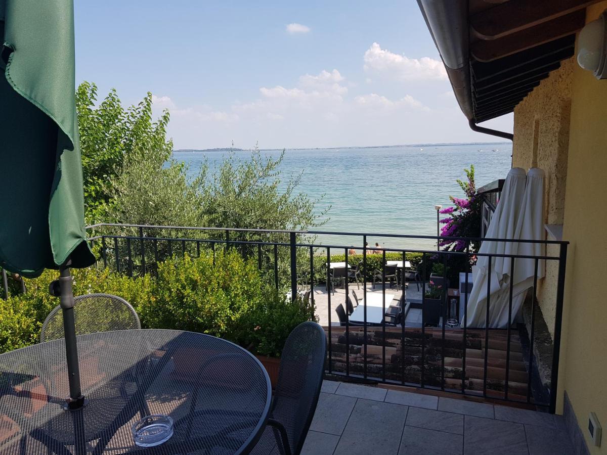 فيلا Graziosa Al Porto Moniga del Garda المظهر الخارجي الصورة